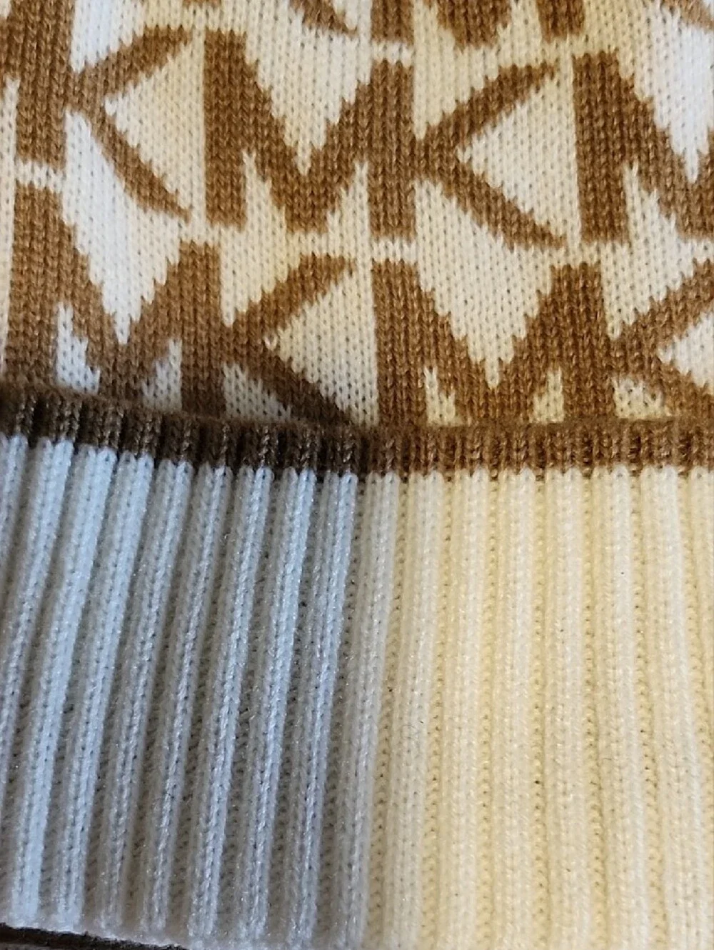 Michael Kors Camel And White Logo Knit Hat And Scarf Set NWT Luxury Warm Chic